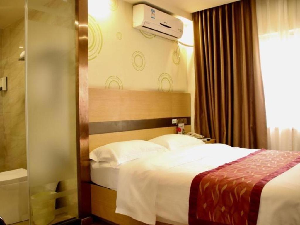 Greentree Inn Zhejiang Ningbo South Railway Station Express Hotel Dış mekan fotoğraf