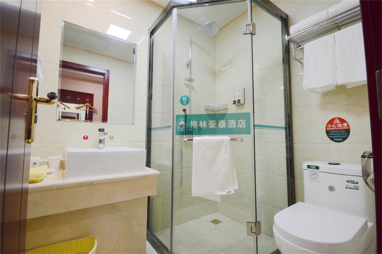 Greentree Inn Zhejiang Ningbo South Railway Station Express Hotel Dış mekan fotoğraf