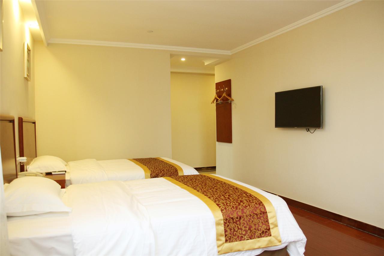 Greentree Inn Zhejiang Ningbo South Railway Station Express Hotel Dış mekan fotoğraf