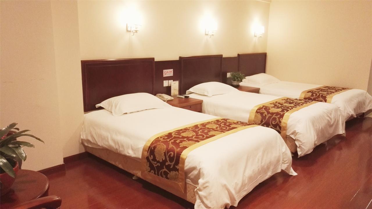 Greentree Inn Zhejiang Ningbo South Railway Station Express Hotel Dış mekan fotoğraf